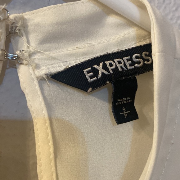 Express sheer lace detail blouse size small - Picture 3 of 7